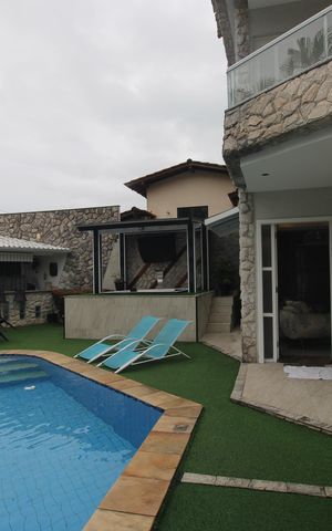 Casa à venda com 424m², 3 quartos e 5 vagasQuintal