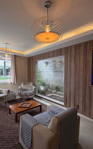 Casa à venda com 424m², 3 quartos e 5 vagas Casa à venda com 424m², 3 quartos e 5 vagasSala 1