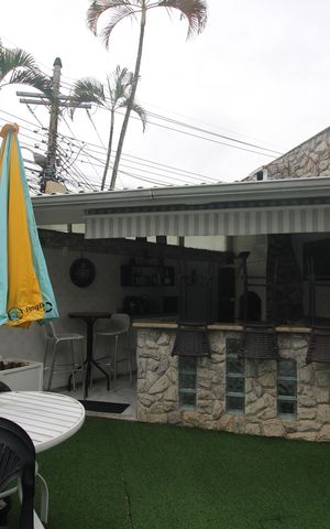 Casa à venda com 424m², 3 quartos e 5 vagasChurrasqueira