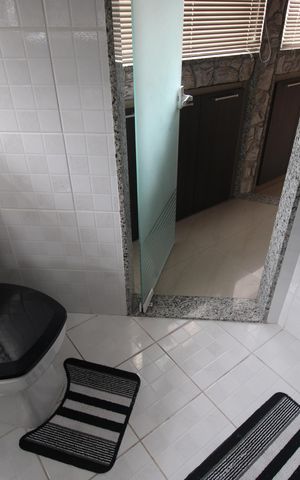 Casa à venda com 424m², 3 quartos e 5 vagasBanheiro