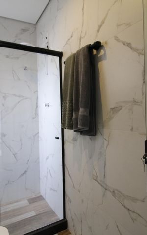 Casa à venda com 200m², 3 quartos e 2 vagasBanheiro da Suíte 1