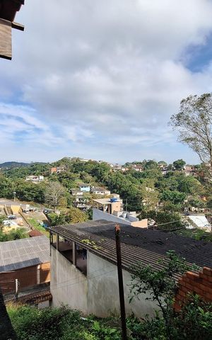 Casa à venda com 122m², 1 quarto e sem vaga Casa à venda com 122m², 1 quarto e sem vagaSacada