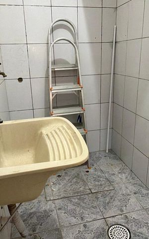 Casa à venda com 260m², 3 quartos e 2 vagas