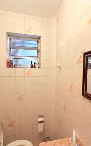 Casa à venda com 260m², 3 quartos e 2 vagas