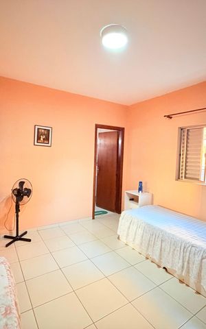 Casa à venda com 260m², 3 quartos e 2 vagas