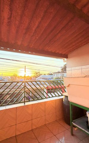 Casa à venda com 260m², 3 quartos e 2 vagas