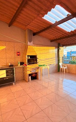 Casa à venda com 260m², 3 quartos e 2 vagas