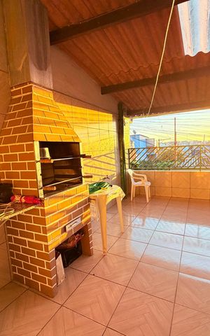 Casa à venda com 260m², 3 quartos e 2 vagas