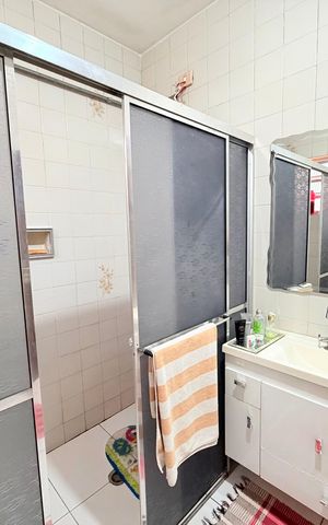 Casa à venda com 260m², 3 quartos e 2 vagas