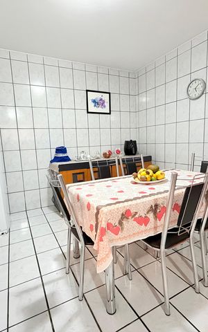 Casa à venda com 260m², 3 quartos e 2 vagas