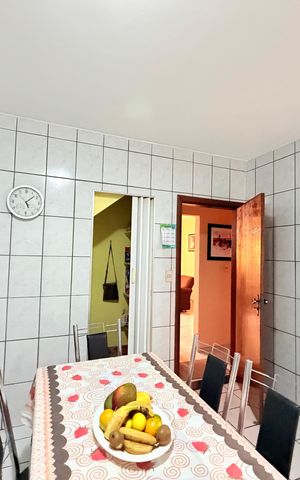 Casa à venda com 260m², 3 quartos e 2 vagas