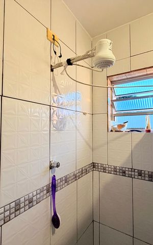Casa à venda com 260m², 3 quartos e 2 vagas