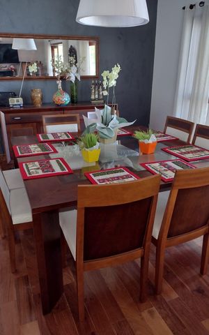 Casa à venda com 340m², 4 quartos e 5 vagas