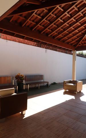 Casa para alugar com 200m², 2 quartos e 3 vagasÁrea de lazer 