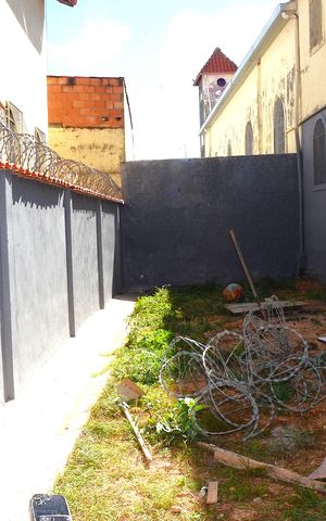 Casa à venda com 88m², 2 quartos e 2 vagasQuintal