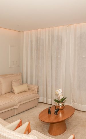 Casa à venda com 125m², 2 quartos e 3 vagas Casa à venda com 125m², 2 quartos e 3 vagasSala