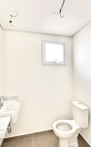 Apartamento à venda com 100m², 3 quartos e 2 vagas Apartamento à venda com 100m², 3 quartos e 2 vagasBanheiro da Suíte