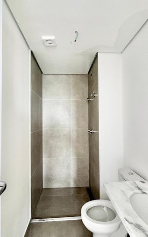 Apartamento à venda com 100m², 3 quartos e 2 vagas Apartamento à venda com 100m², 3 quartos e 2 vagasBanheiro