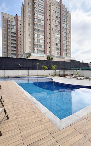 Apartamento à venda com 100m², 3 quartos e 2 vagas Apartamento à venda com 100m², 3 quartos e 2 vagasÁrea comum - Piscina