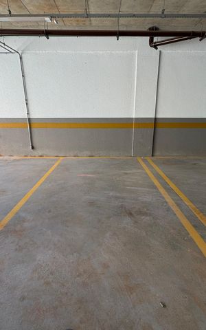 Apartamento à venda com 60m², 2 quartos e 1 vaga Apartamento à venda com 60m², 2 quartos e 1 vagaGaragem