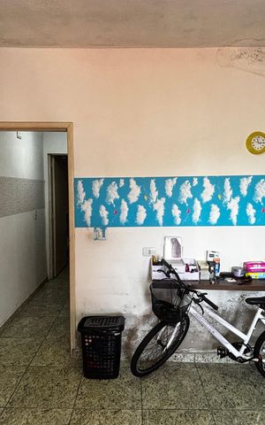 Casa para alugar com 80m², 2 quartos e 1 vaga Casa para alugar com 80m², 2 quartos e 1 vagaQuarto