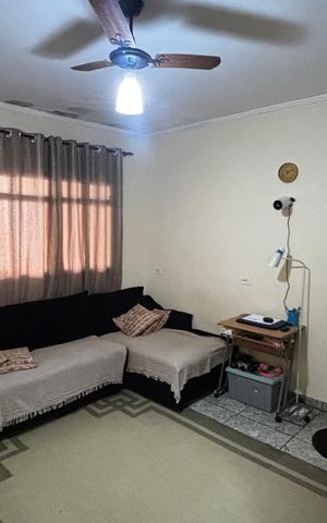 Casa para alugar com 80m², 2 quartos e 1 vaga Casa para alugar com 80m², 2 quartos e 1 vagaSala