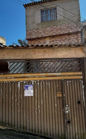 Casa para alugar com 80m², 2 quartos e 1 vaga Casa para alugar com 80m², 2 quartos e 1 vagaFachada