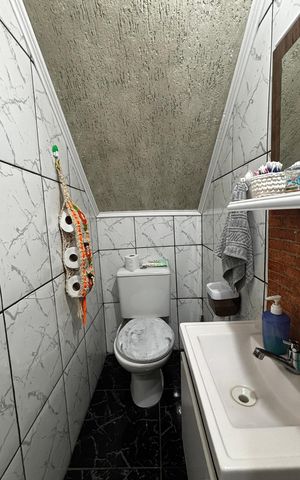 Casa para alugar com 80m², 2 quartos e 1 vaga Casa para alugar com 80m², 2 quartos e 1 vagaLavabo