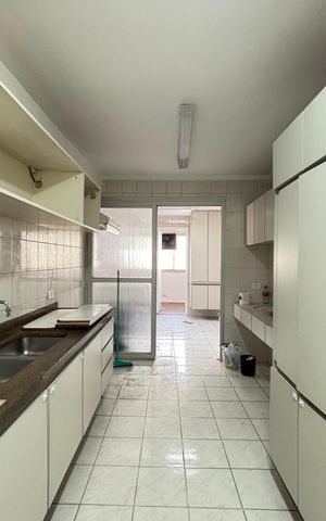 Apartamento para alugar com 280m², 3 quartos e 2 vagas Apartamento para alugar com 280m², 3 quartos e 2 vagasCozinha