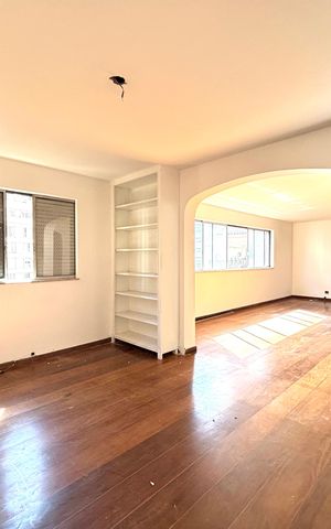 Apartamento para alugar com 280m², 3 quartos e 2 vagas Apartamento para alugar com 280m², 3 quartos e 2 vagasSala