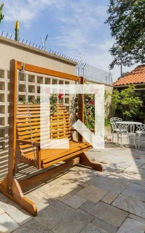 Apartamento à venda com 76m², 2 quartos e 1 vaga