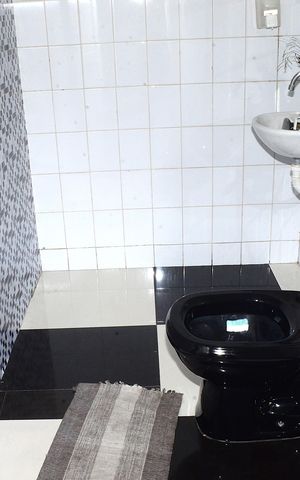 Casa para alugar com 148m², 2 quartos e 2 vagasBanheiro de serviço