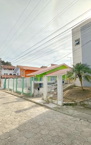 Casa para alugar com 155m², 1 quarto e 2 vagasVista da Rua