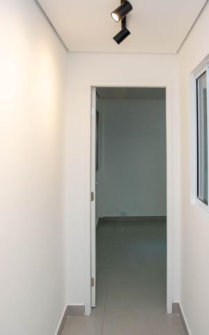 Casa à venda com 125m², 3 quartos e 2 vagasCorredor