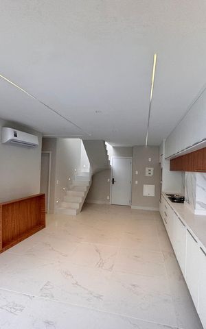 Apartamento à venda com 152m², 2 quartos e 1 vaga Apartamento à venda com 152m², 2 quartos e 1 vagaSala