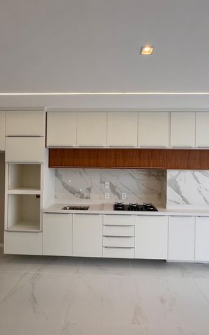 Apartamento à venda com 152m², 2 quartos e 1 vaga Apartamento à venda com 152m², 2 quartos e 1 vagaCozinha e Área de Serviço