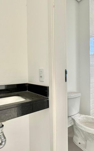 Casa de condomínio à venda com 137m², 3 quartos e 2 vagas Casa de condomínio à venda com 137m², 3 quartos e 2 vagasBanheiro da Suíte 3
