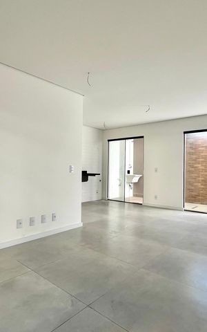 Casa de condomínio à venda com 137m², 3 quartos e 2 vagas Casa de condomínio à venda com 137m², 3 quartos e 2 vagasSala