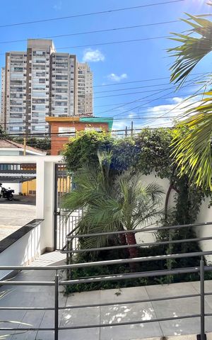 Casa de condomínio à venda com 137m², 3 quartos e 2 vagas Casa de condomínio à venda com 137m², 3 quartos e 2 vagasHall de entrada