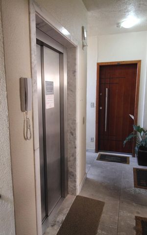 Apartamento à venda com 74m², 3 quartos e 2 vagasÁrea comum