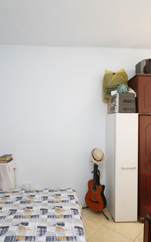 Casa à venda com 190m², 6 quartos e 5 vagasQuarto 2