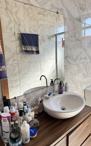 Apartamento à venda com 54m², 2 quartos e 1 vaga Apartamento à venda com 54m², 2 quartos e 1 vagaBanheiro social