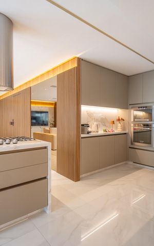 Apartamento à venda com 177m², 3 quartos e 2 vagas Apartamento à venda com 177m², 3 quartos e 2 vagasCozinha