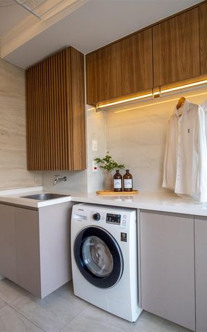 Apartamento à venda com 177m², 3 quartos e 2 vagas Apartamento à venda com 177m², 3 quartos e 2 vagasÁrea de serviço