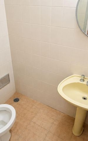 Casa para alugar com 360m², 6 quartos e 3 vagasBanheiro de serviço