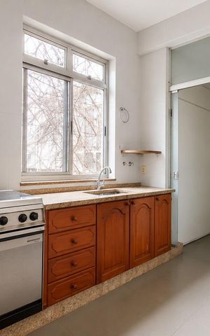 Casa para alugar com 360m², 6 quartos e 3 vagasCozinha