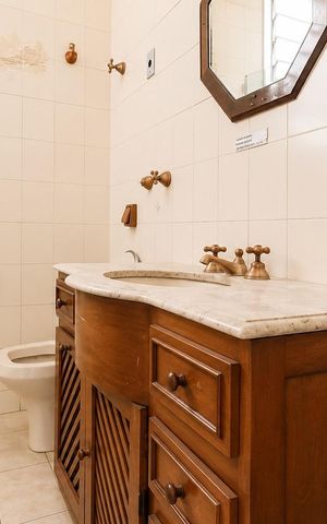 Casa para alugar com 360m², 6 quartos e 3 vagasBanheiro da suíte 3