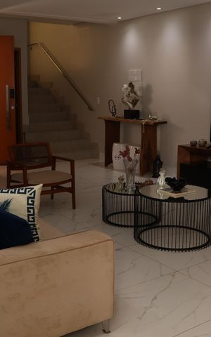 Casa de condomínio à venda com 125m², 3 quartos e 2 vagasSala