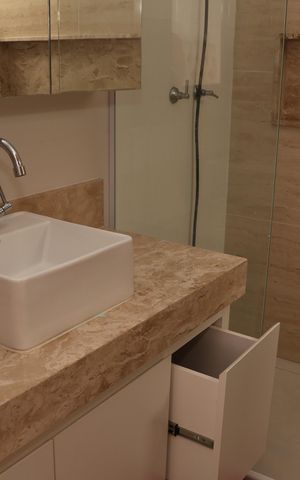 Casa de condomínio à venda com 125m², 3 quartos e 2 vagasBanheiro - Suíte 1