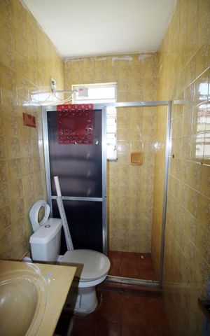 Apartamento para alugar com 55m², 3 quartos e sem vagaBanheiro